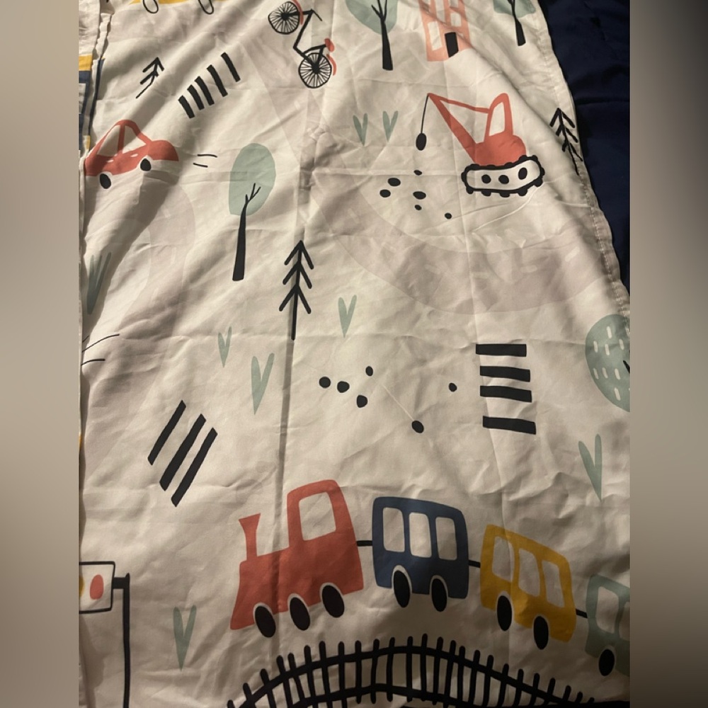 NWT curtains train, cars